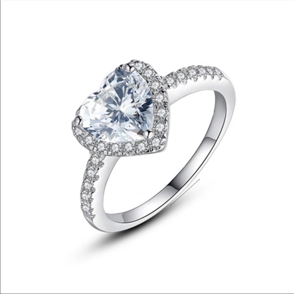 New 925 Silver Heart Romantic Diamond Ring - Picture 2 of 5